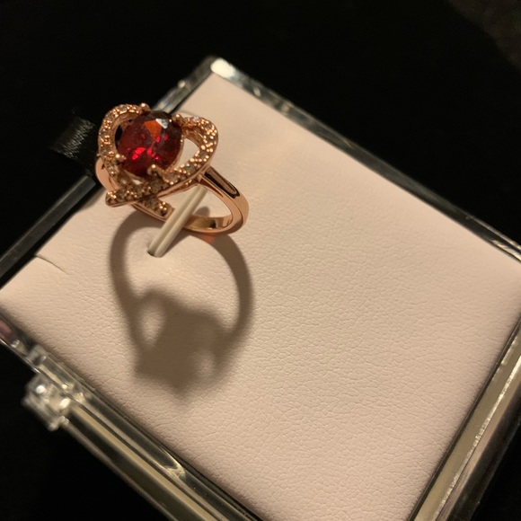 Red CZ Knot Ring - Picture 6 of 6